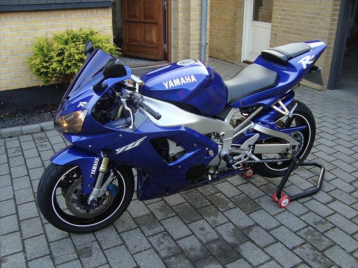 Yamaha YZF R1 SOLGT billede 2