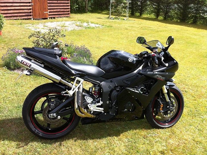 Yamaha yzf r6 billede 9