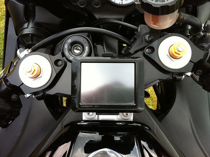 Yamaha yzf r6 billede 6