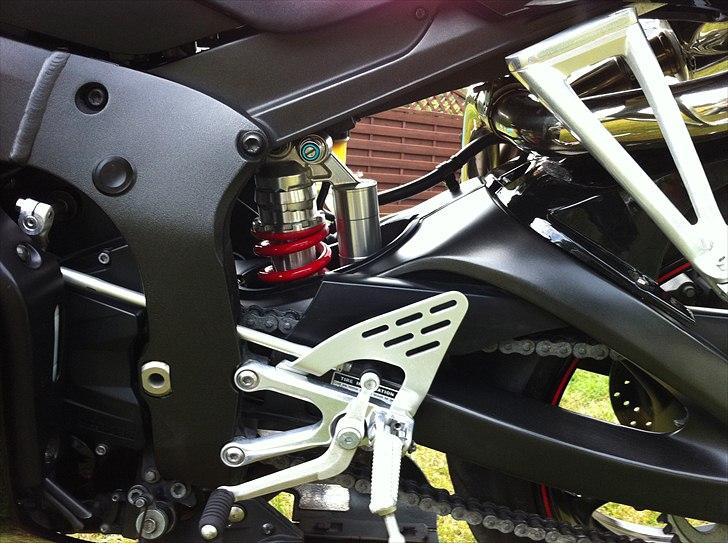 Yamaha yzf r6 billede 7