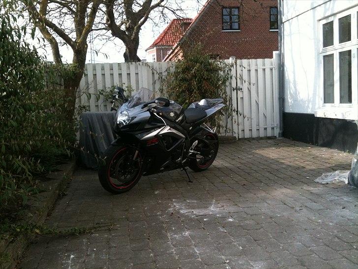 Suzuki GSXR 750 k7 billede 7