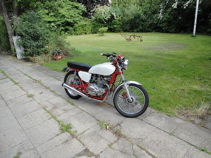 Suzuki gs 400 cafe billede 3