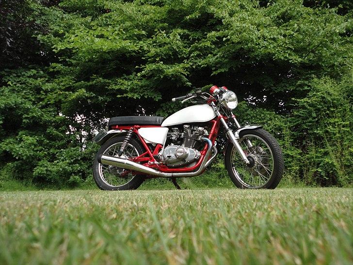 Suzuki gs 400 cafe billede 4