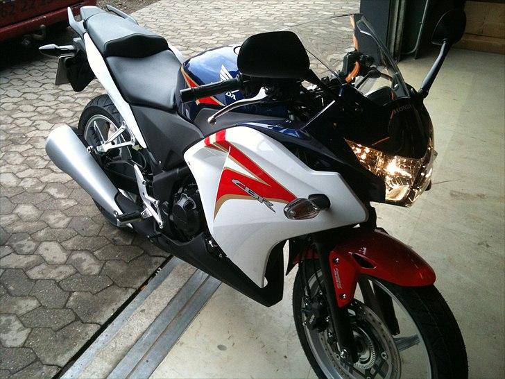 Honda cbr 250 ra