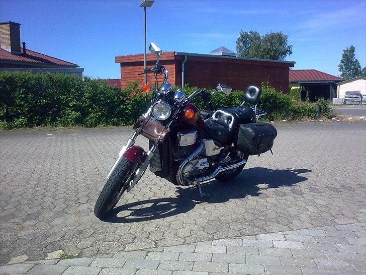 Honda VT700C billede 1
