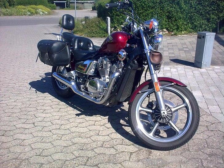 Honda VT700C billede 4