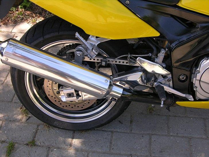 Yamaha FZR 1000 (Solgt) billede 3