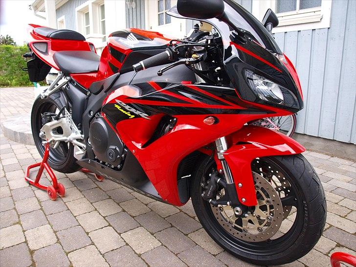 Honda CBR 1000RR billede 2