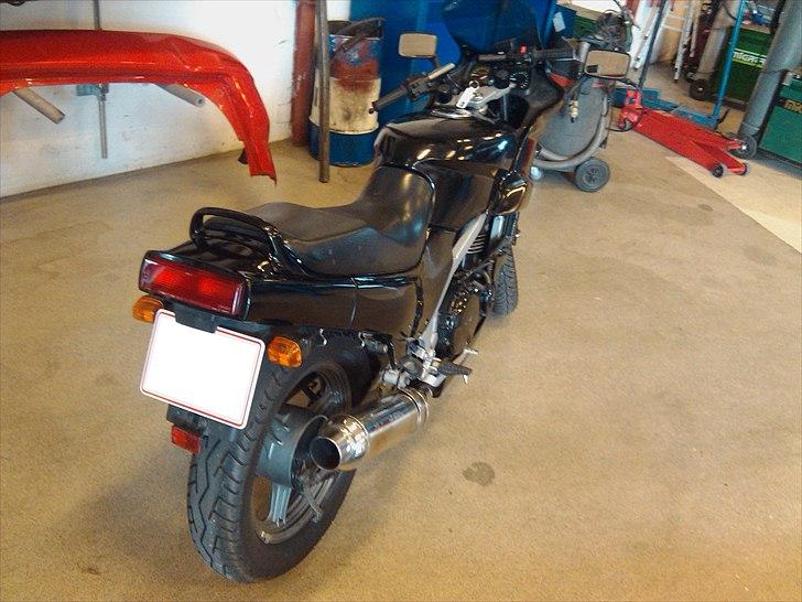 Kawasaki GPZ 500S A7 ( EX500A ) billede 5