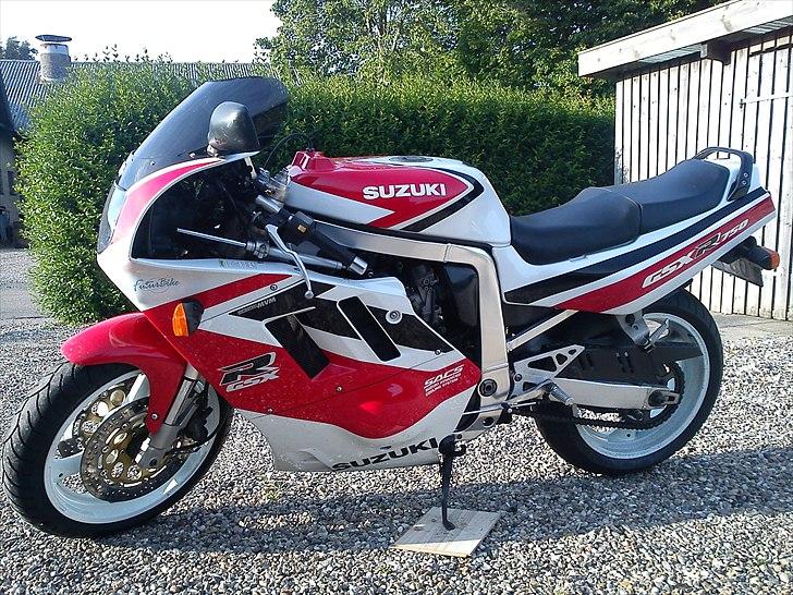 Suzuki GSX-R 750 billede 2