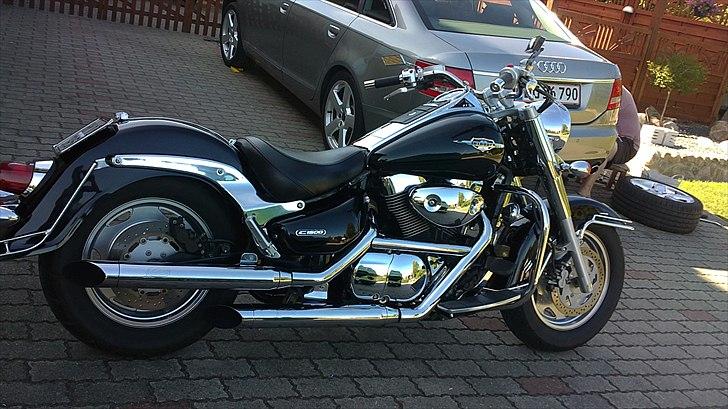 Suzuki Intruder billede 13