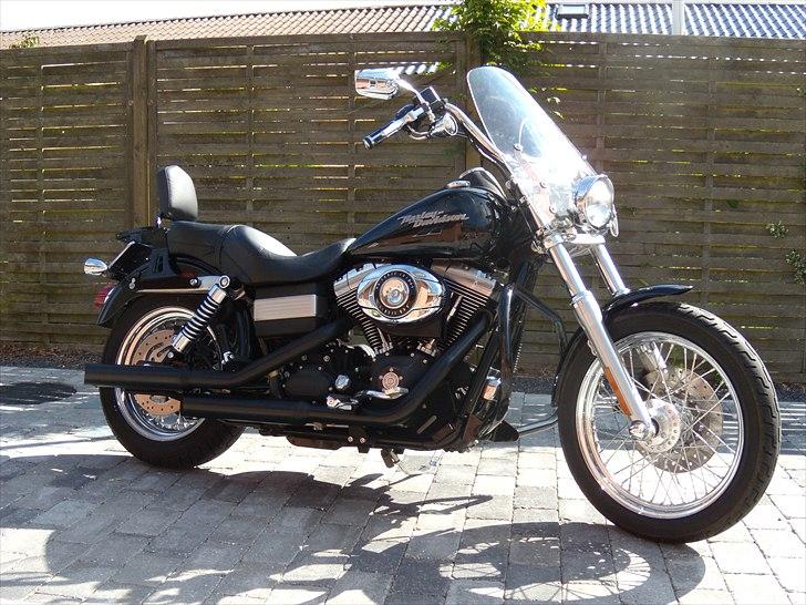 Harley Davidson FXDB Dyna Street Bob billede 18