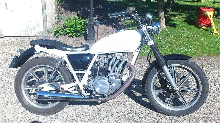 Yamaha sr 500 billede 2