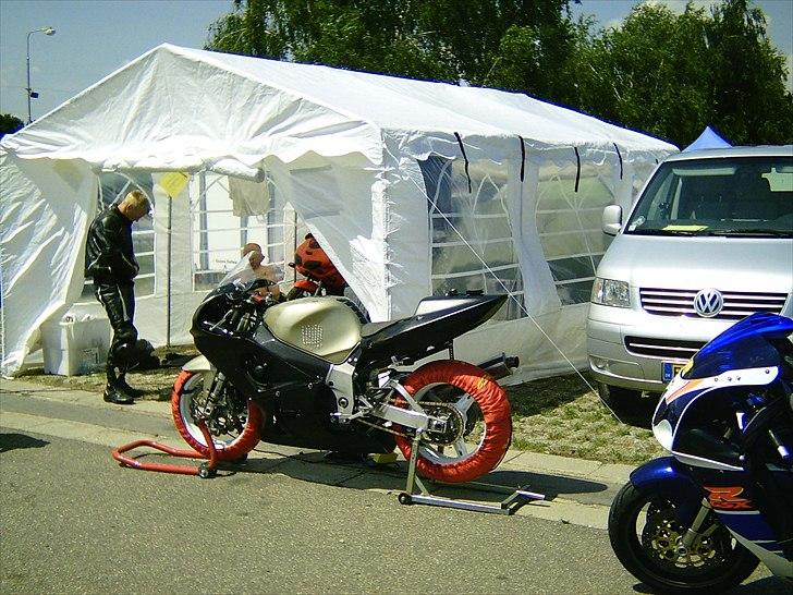 Suzuki GSX-R 750 billede 13