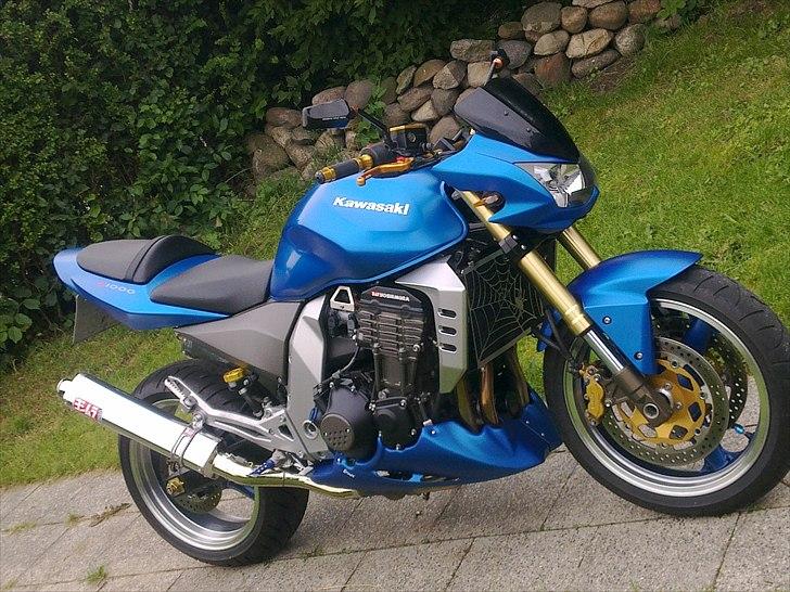 Kawasaki Z1000 - Syns Z1000 er den fedeste streetfigther og med masser af muligheder billede 9