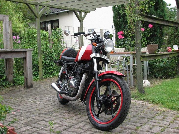 Suzuki GN 400 cafe racer billede 5