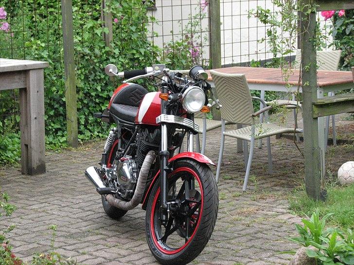 Suzuki GN 400 cafe racer billede 7