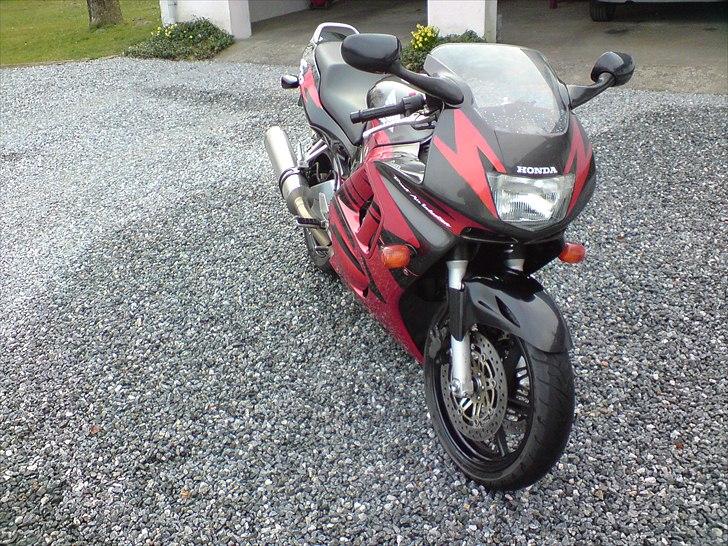 Honda CBR 600 F billede 2