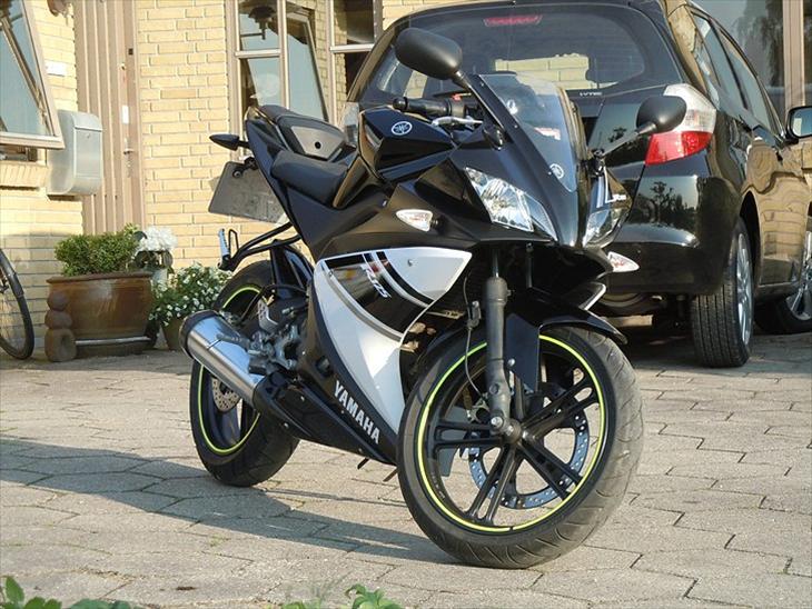 Yamaha Yzf-r125 billede 1