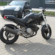 Ducati 600 Monster Dark