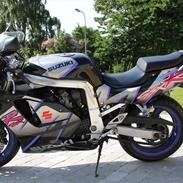 Suzuki gsxr 750