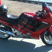 Honda CBR 1000F SC24