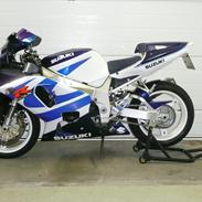 Suzuki gsxr 750