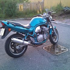Suzuki bandit 600
