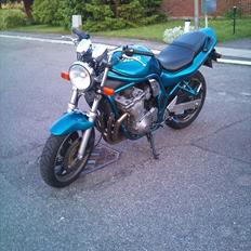 Suzuki bandit 600