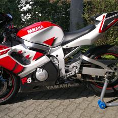 Yamaha YZF R6 