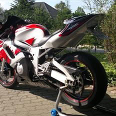 Yamaha YZF R6 