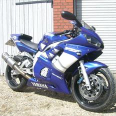 Yamaha Yzf R6