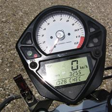 Suzuki SV1000 K7 Baneged