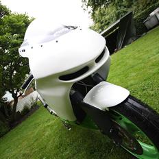 Kawasaki ZX6R Baneracer
