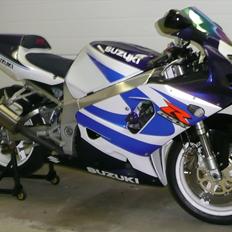 Suzuki gsxr 750