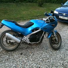 Suzuki GSXR-250 ******* TIDL. MC********
