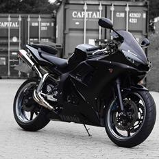 Yamaha R6 EVÎÎÎL Edition 