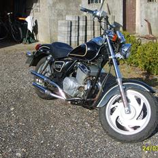 Lifan 250-4. 3000 kr.