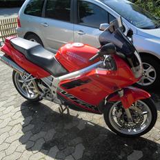 Honda VFR 750F 