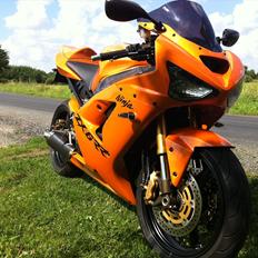 Kawasaki zx6rr