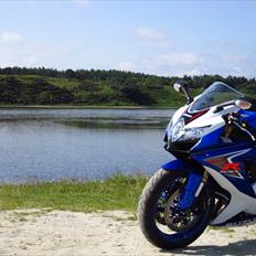 Suzuki GSXR 600 K8