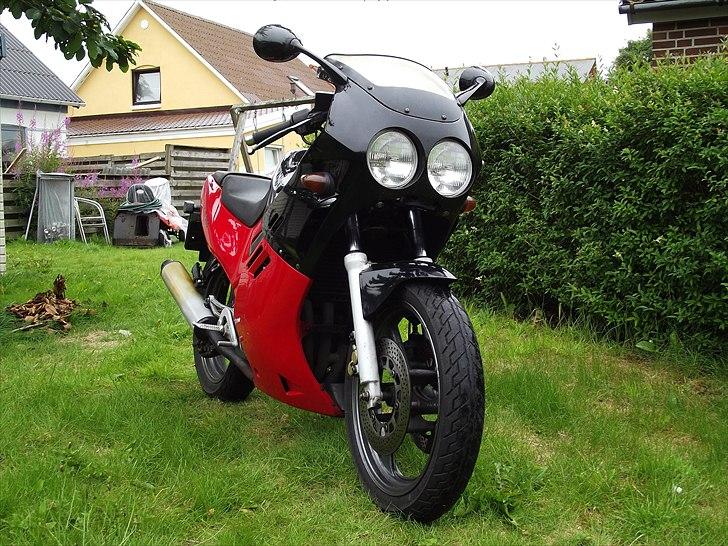 Suzuki Gsxr 250 billede 5