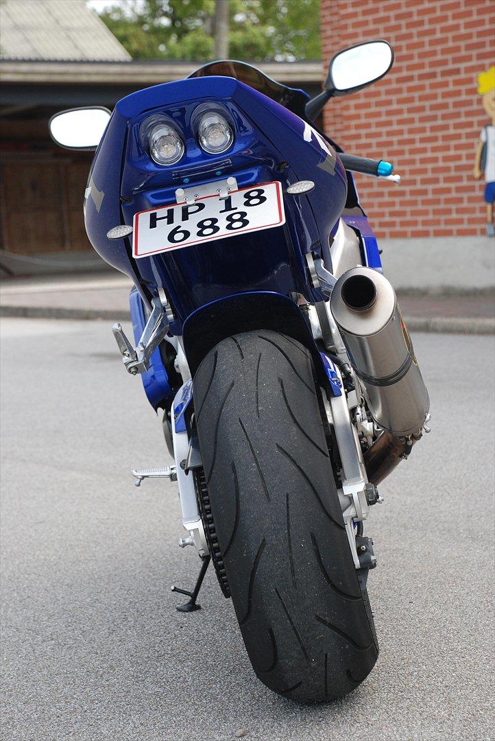 Yamaha YZF R1 - Solgt - NICE ASS!! :P  billede 5