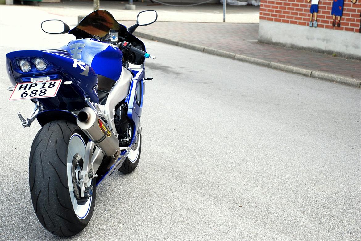 Yamaha YZF R1 - Solgt billede 6