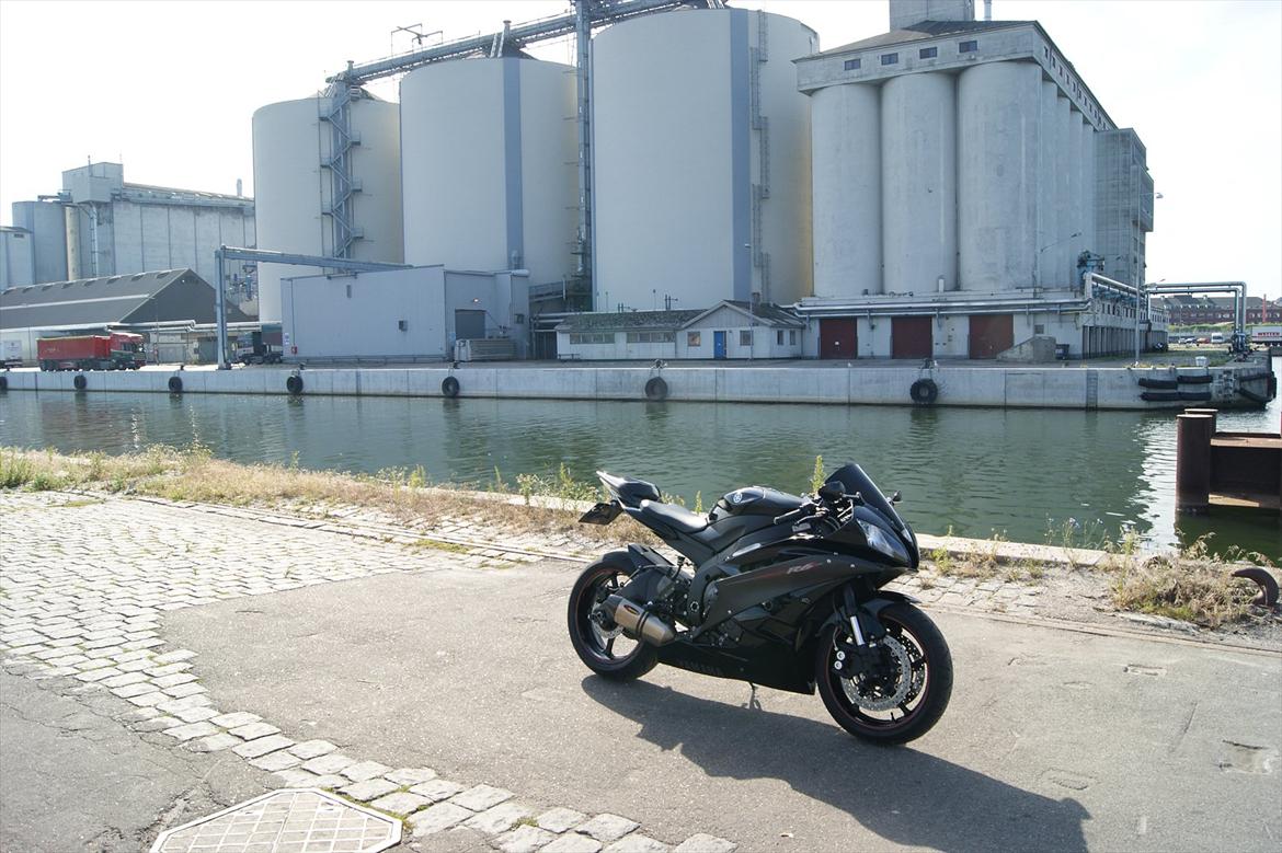 Yamaha yzf r6 billede 6