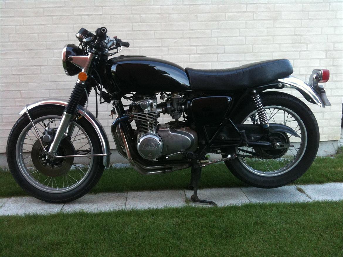 Honda CB550F billede 1