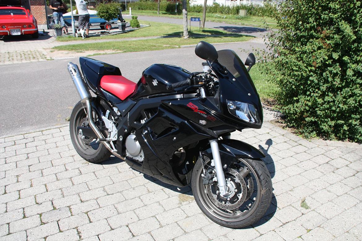 Suzuki SV 650SA ABS (Totalskadet) billede 1