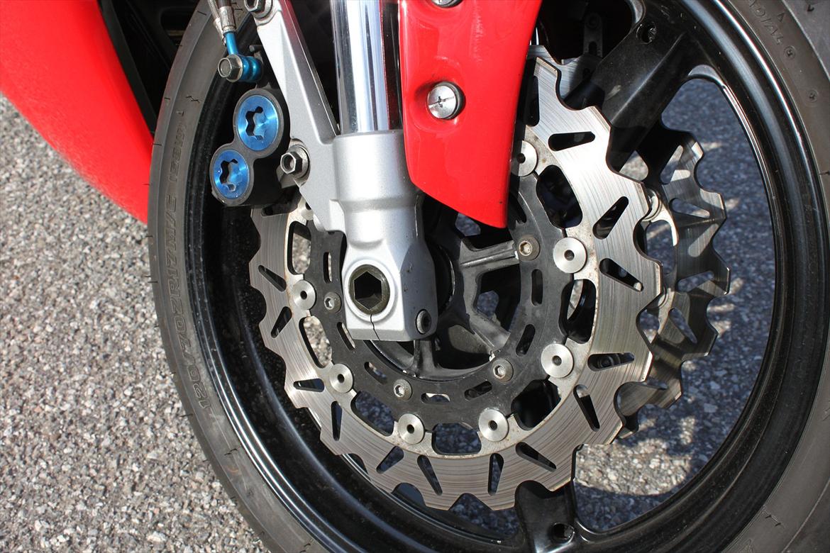 Yamaha R 1 billede 4