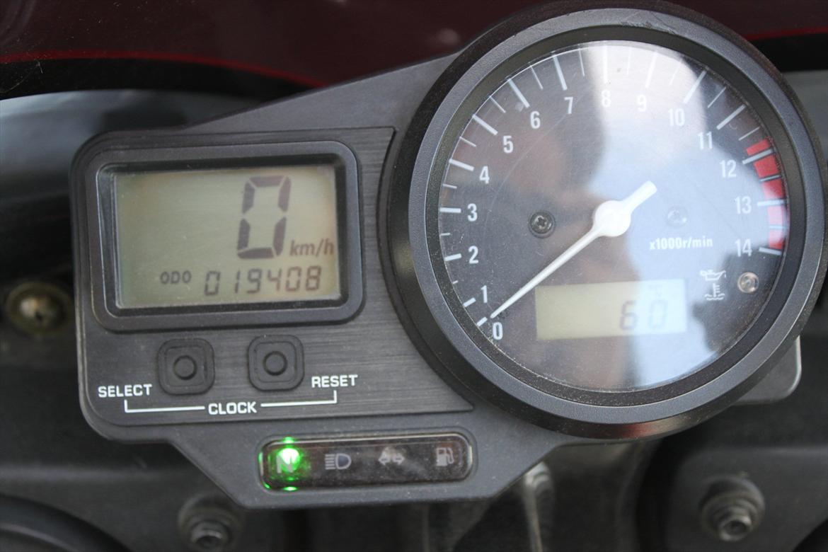 Yamaha R 1 billede 16