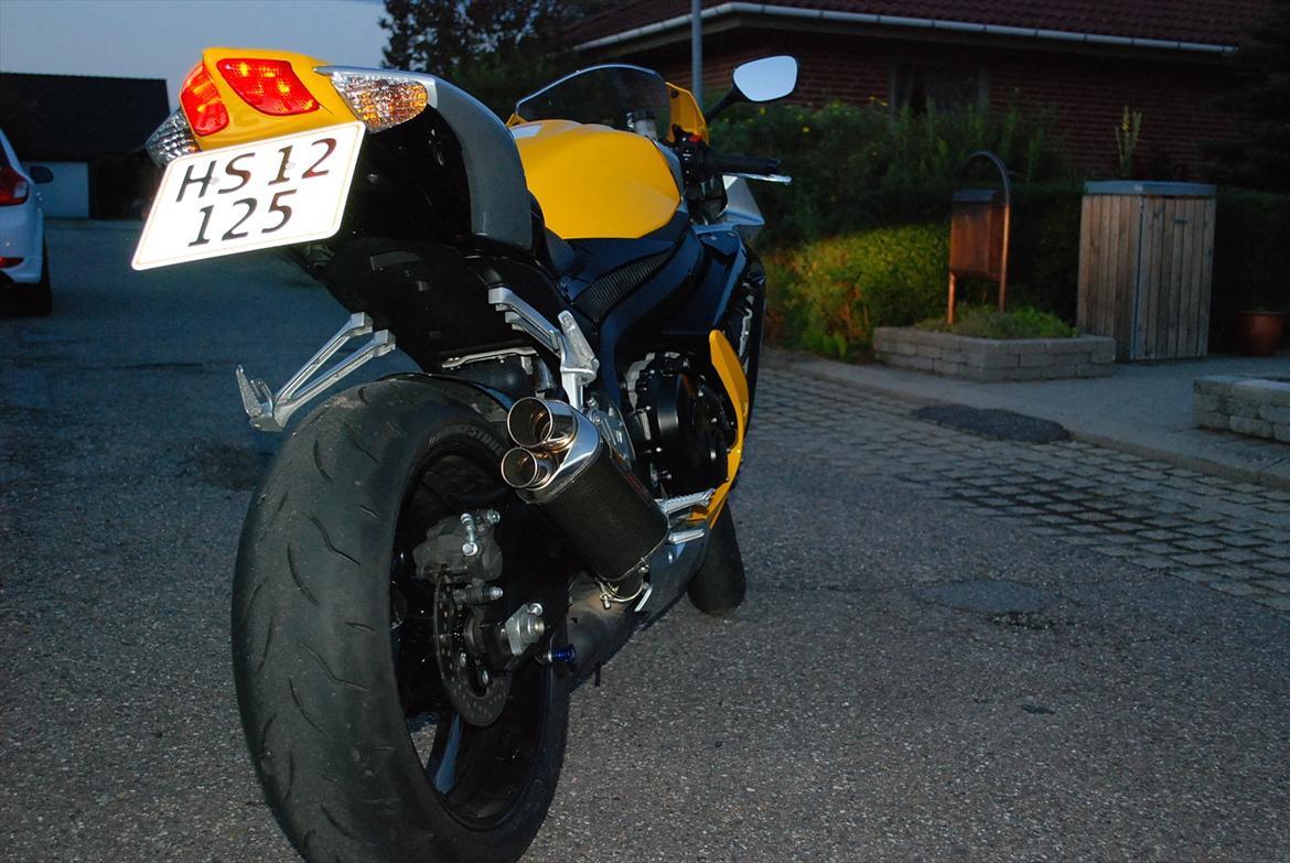 Suzuki gsx r600 k8